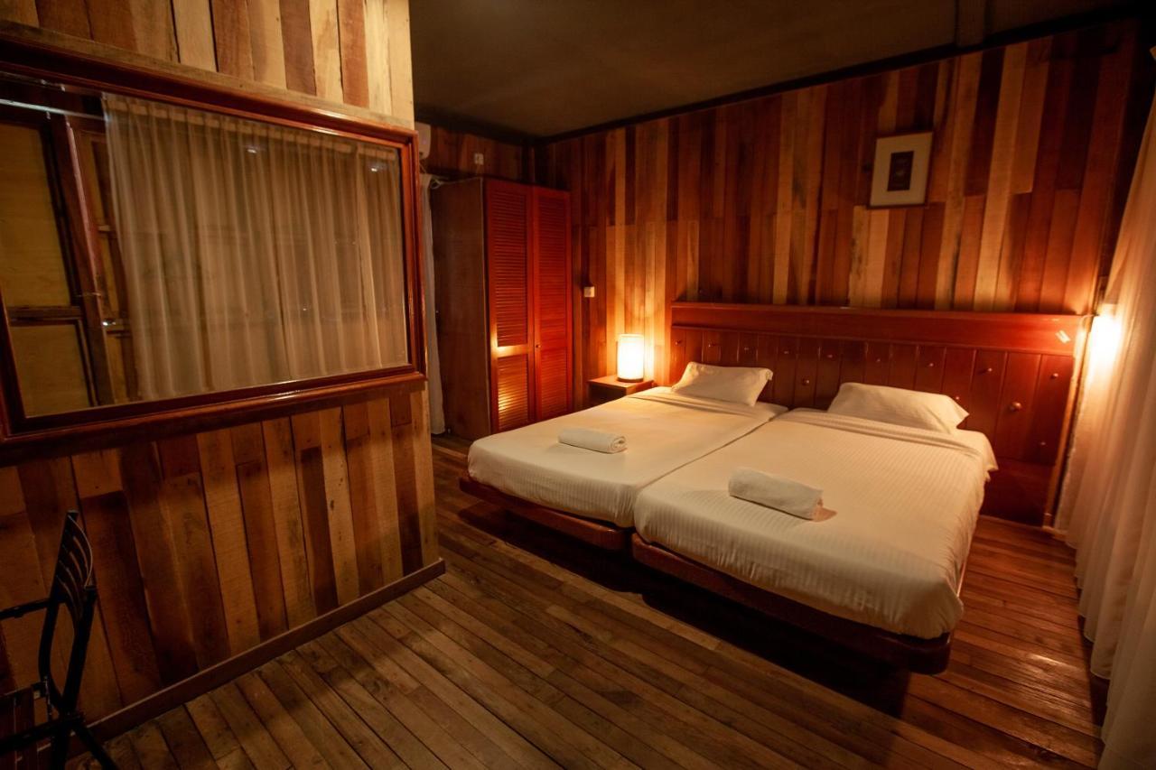 Joe Fisherman Inn Kampung Teluk Nipah Zewnętrze zdjęcie